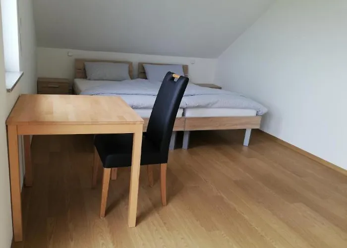 Ferienwohnungen Weishaupt, Pfingstweider Str. 30
